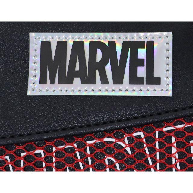 MARVEL(マーベル)のMARVEL マーベル 定期入れ パスケース ロゴ リール付き★ブラック【新品】 メンズのファッション小物(名刺入れ/定期入れ)の商品写真