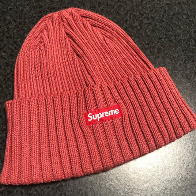 帽子supreme ビーニー