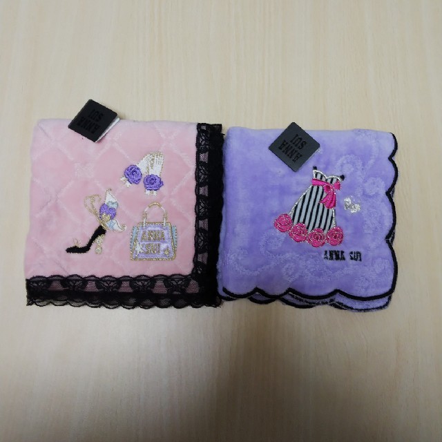 ANNA SUI(アナスイ)のアナスイ タオルハンカチ 2枚 新品 (チ) レディースのファッション小物(ハンカチ)の商品写真