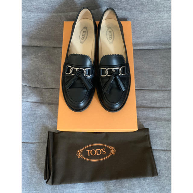 未使用に近い 数時間5回 Tod's タッセル ローファー トッズ