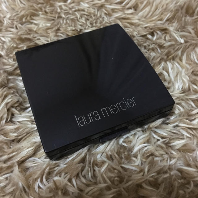 laura mercier(ローラメルシエ)のlaura mercier シマーブロック ピーチモザイク コスメ/美容のベースメイク/化粧品(フェイスパウダー)の商品写真