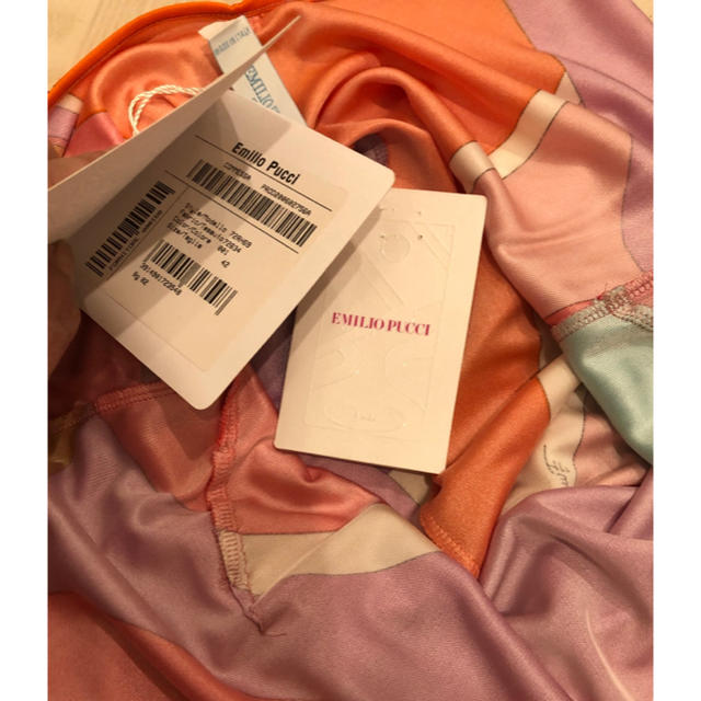 早い者勝ち】EMILIO PUCCI エミリオ・プッチ ワンピース ハンガー付