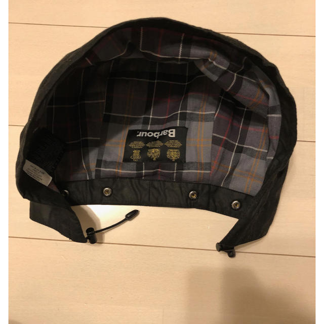 Barbour(バーブァー)のバブアー  フード ブラック メンズのファッション小物(その他)の商品写真