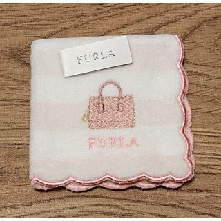 フルラ(Furla)のフルラ*タオルハンカチ*新品・タグ付(ハンカチ)