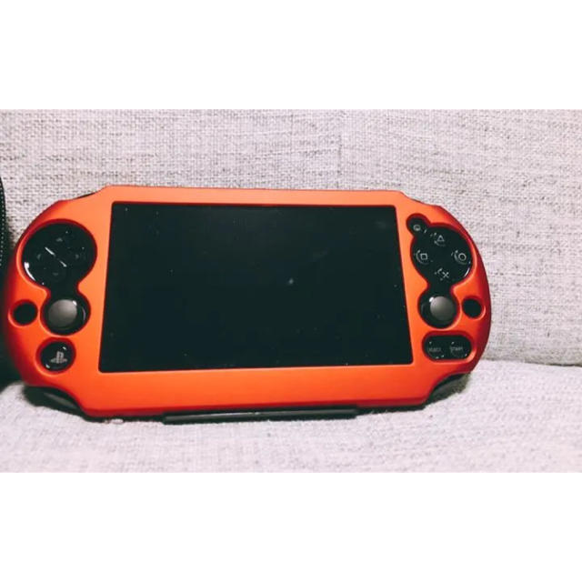 PlayStation®Vita(PCH-2000シリーズ) Wi-Fiモデル… - 携帯用ゲーム機本体