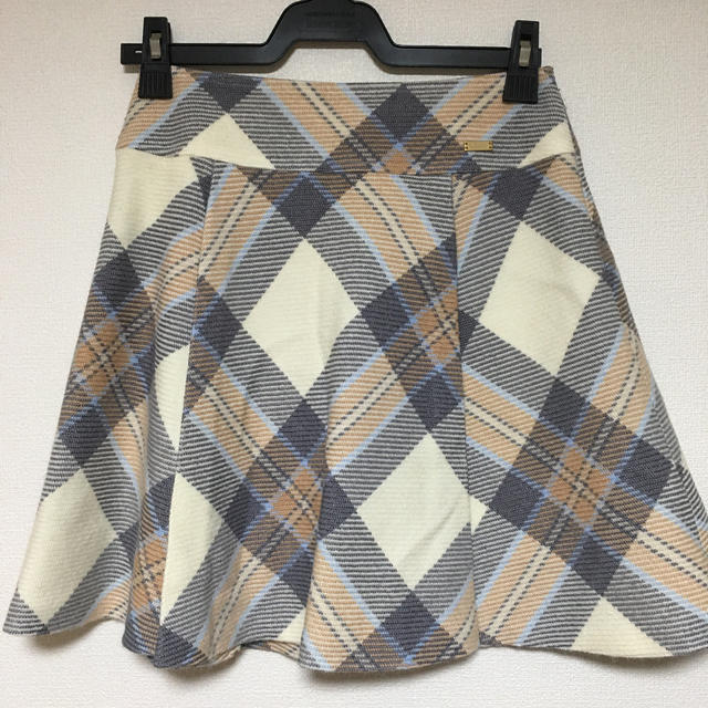 BURBERRY BLUE LABEL(バーバリーブルーレーベル)の【なつにゃん様専用】ブルーレーベルクレストブリッジ　チェックスカート　38 Ｍ レディースのスカート(ミニスカート)の商品写真