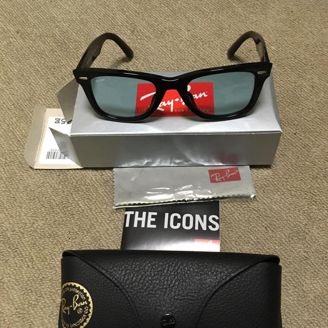 値下げ　美　RAYBAN /レイバン :WAYFARER