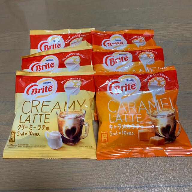 Nestle(ネスレ)のネスカフェ　レギュラーソリュブルコーヒー　コク深め　おまけ付き 食品/飲料/酒の飲料(コーヒー)の商品写真