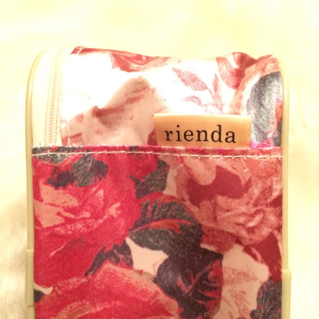 rienda(リエンダ)のrienda ポーチ レディースのファッション小物(ポーチ)の商品写真