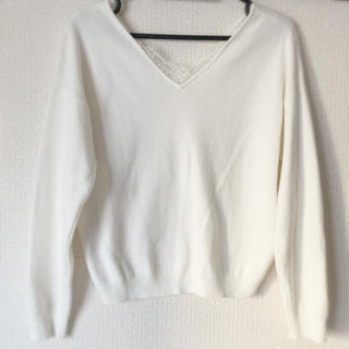 リランドチュール(Rirandture)の美品♡Vネックレースニット ホワイト(ニット/セーター)