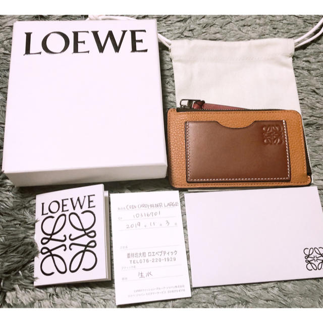 【88%OFF!】 アナグラム ロエベ Loewe カードケース コインカードホルダー 新作 コインケース