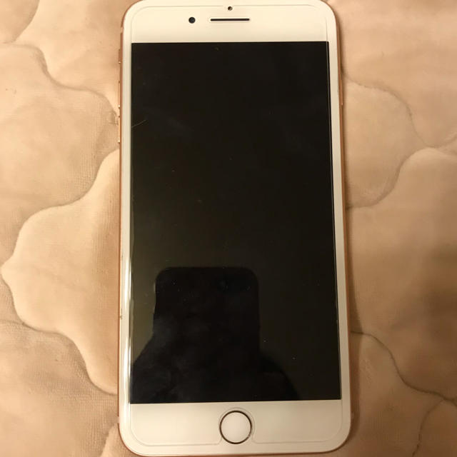 iPhone8 プラス GOLD 64G docomoスマートフォン本体