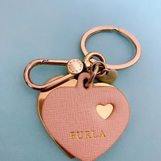 Furla(フルラ)のFURLA フルラ チャーム キーチェーン ハート バッグチャーム ハンドメイドのファッション小物(バッグチャーム)の商品写真