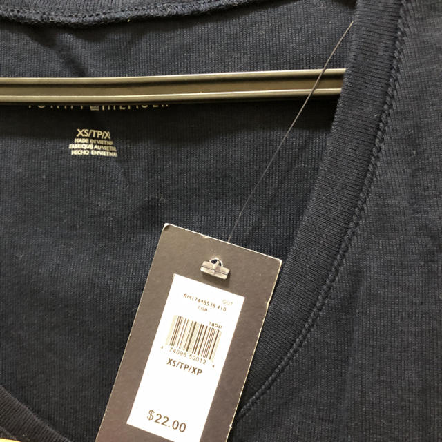 TOMMY HILFIGER(トミーヒルフィガー)の新品 値札ありトミーヒルフィガー ネイビー 半袖Tシャツ レディースのトップス(Tシャツ(半袖/袖なし))の商品写真