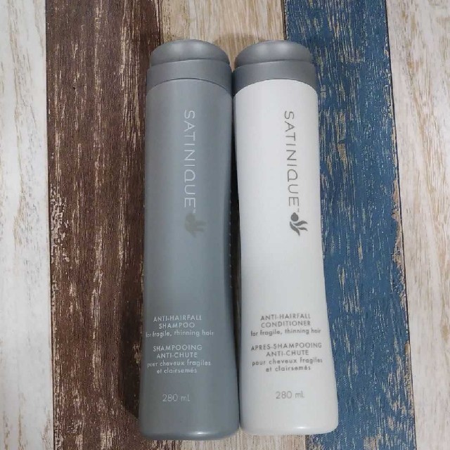 Amway(アムウェイ)のサテニーク スカルプシャンプー&コンディショナーセット 新品 送料込 アムウェイ コスメ/美容のヘアケア/スタイリング(シャンプー)の商品写真