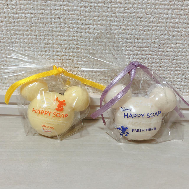 Disney(ディズニー)のHAPPY SOAP コスメ/美容のボディケア(ボディソープ/石鹸)の商品写真