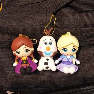 アナトユキノジョオウ(アナと雪の女王)の気まぐれ値下げ。アナと雪の女王 キーホルダー３体セット(キーホルダー)