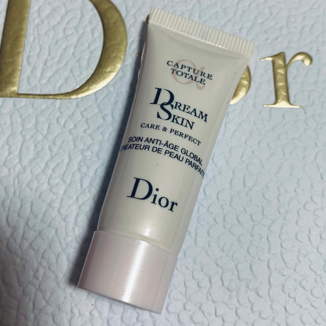 Dior - ドリームスキン&パーフェクト 7ml 乳液 Diorの通販 by Flower~'s shop｜ディオールならラクマ