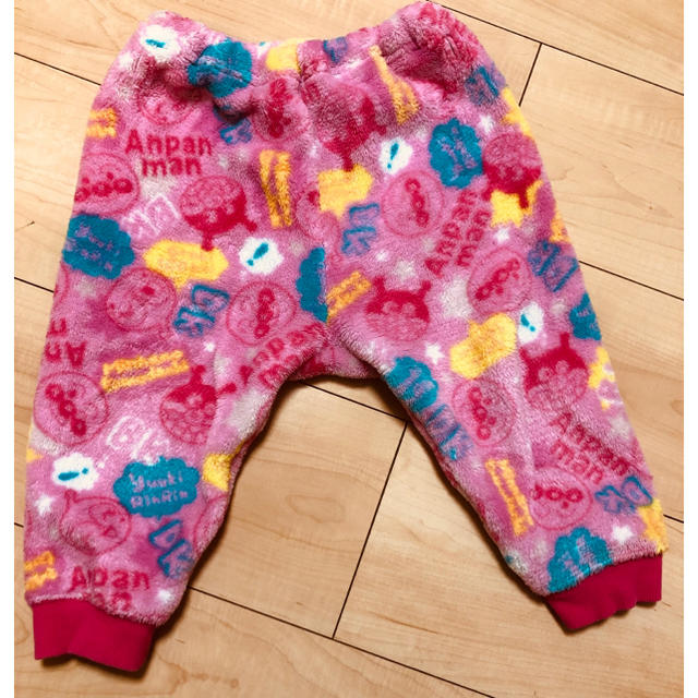 アンパンマン フリースパジャマ　値下げ キッズ/ベビー/マタニティのキッズ服女の子用(90cm~)(パジャマ)の商品写真