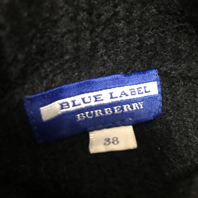 BURBERRY BLUE LABEL(バーバリーブルーレーベル)の状態綺麗です　バーバリーブルーレーベル　王道の黒セーター レディースのトップス(ニット/セーター)の商品写真