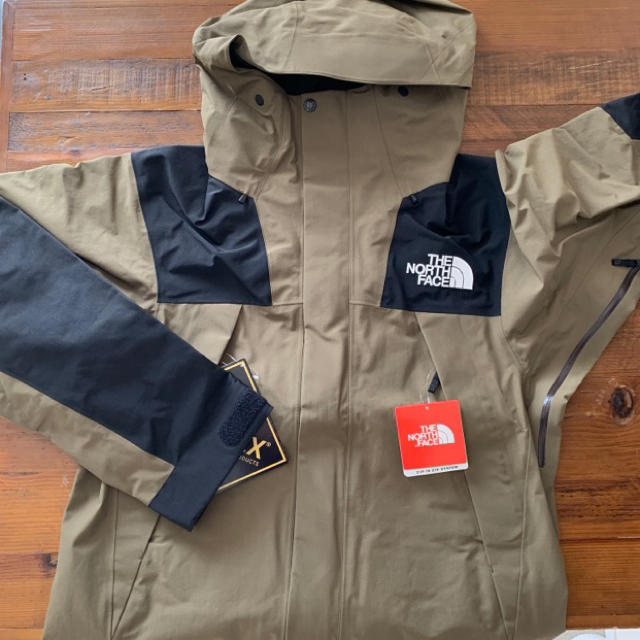 THE NORTH FACE