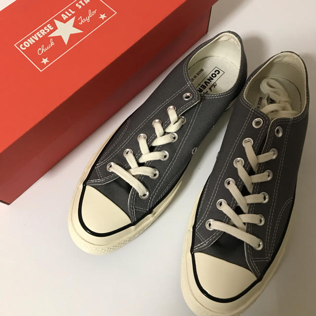 CONVERSE(コンバース)の【新品未使用】コンバース ct70 us8 26.5cm グレー　ローカット メンズの靴/シューズ(スニーカー)の商品写真