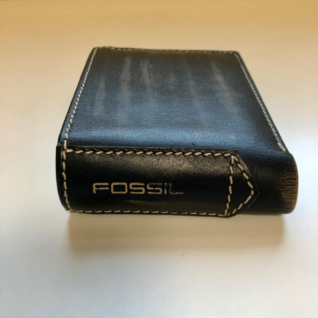 FOSSIL(フォッシル)の《最終処分価格》フォッシル 二つ折り財布 本革  メンズのファッション小物(折り財布)の商品写真