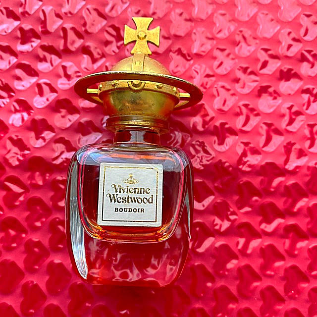 Vivienne Westwood(ヴィヴィアンウエストウッド)の　【廃盤品】ＶivienneＷestwood BOUDOIR  コスメ/美容の香水(香水(女性用))の商品写真