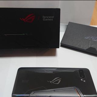 エイスース(ASUS)のASUS ROG Phone2 GlobalROM Tencent版 (スマートフォン本体)