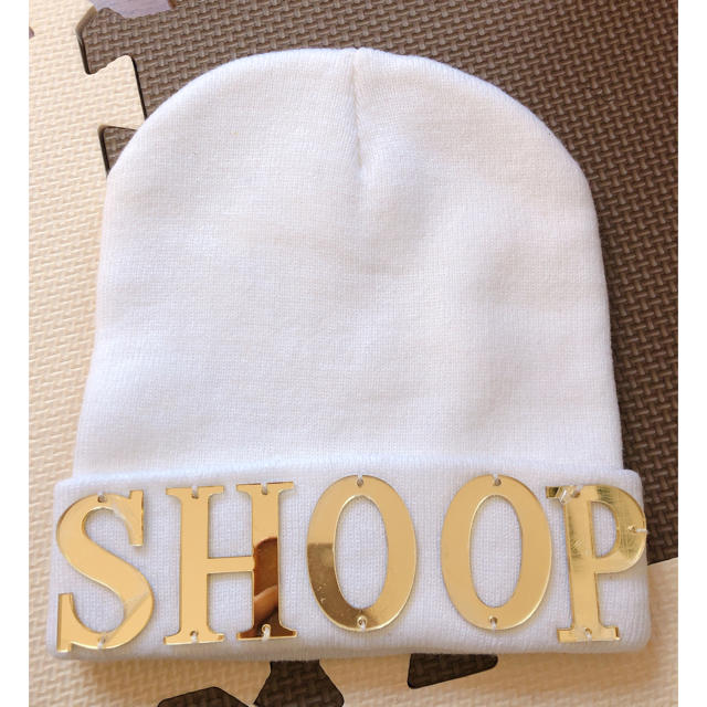 baby shoop(ベイビーシュープ)のbaby shoop ロゴニット帽 レディースの帽子(ニット帽/ビーニー)の商品写真