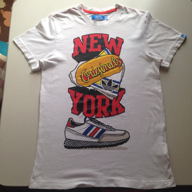 adidas(アディダス)のアディダスTシャツ メンズのトップス(Tシャツ/カットソー(半袖/袖なし))の商品写真