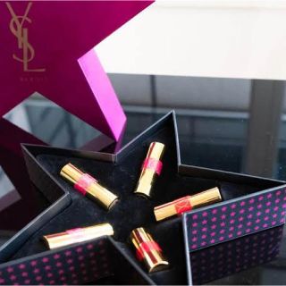 イヴサンローランボーテ(Yves Saint Laurent Beaute)のノエルミニ ルージュ ヴォリュプテ シャインセット(口紅)