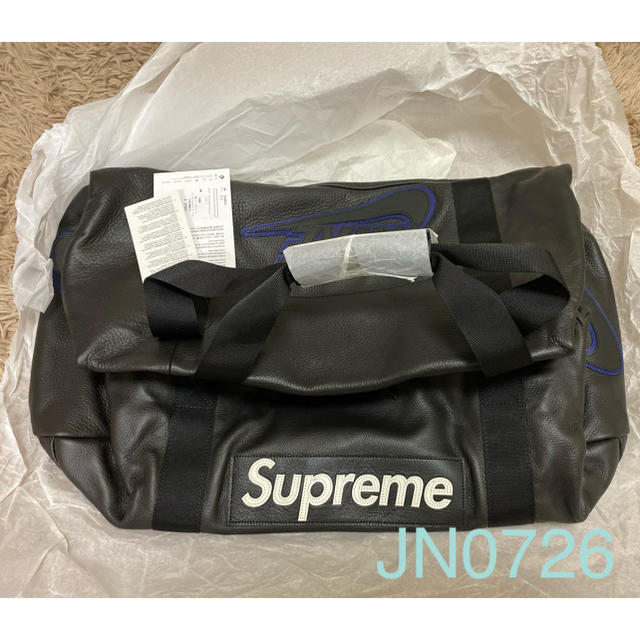 Supreme(シュプリーム)のSupreme ✖︎ NIKE leather duffle bag メンズのバッグ(その他)の商品写真