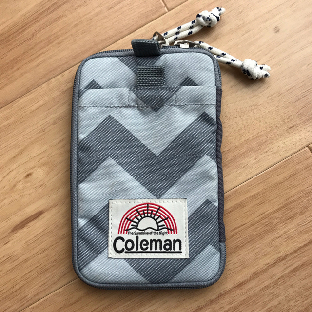 Coleman(コールマン)のコールマン　パスポートケース　トラベル小物ケース　 スポーツ/アウトドアのアウトドア(その他)の商品写真