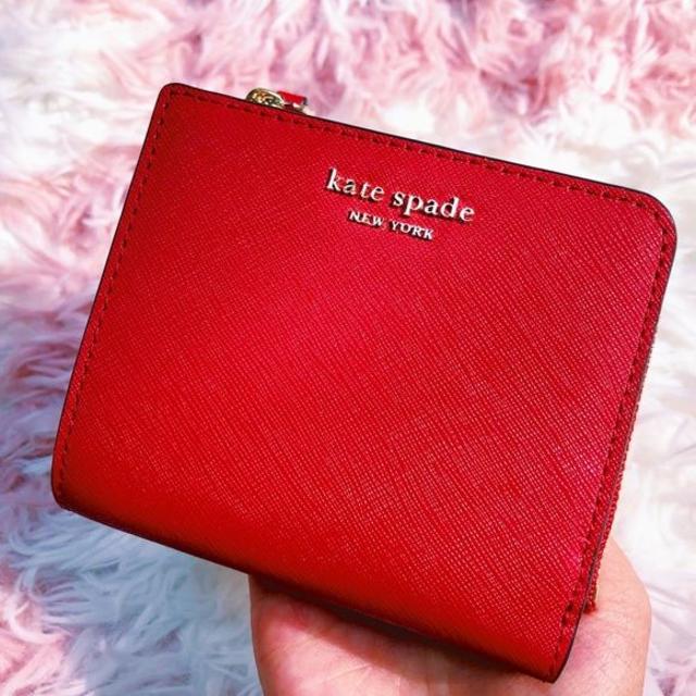 kate spade new york(ケイトスペードニューヨーク)の新品 ケイトスペード Kate Spade 二つ折り財布 レディースのファッション小物(財布)の商品写真