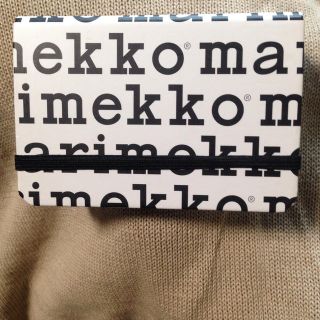 マリメッコ(marimekko)のmarimekkoカードケース(名刺入れ/定期入れ)