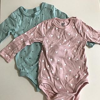 エイチアンドエム(H&M)のH&M ♡ ハートボディスーツ2枚(ロンパース)