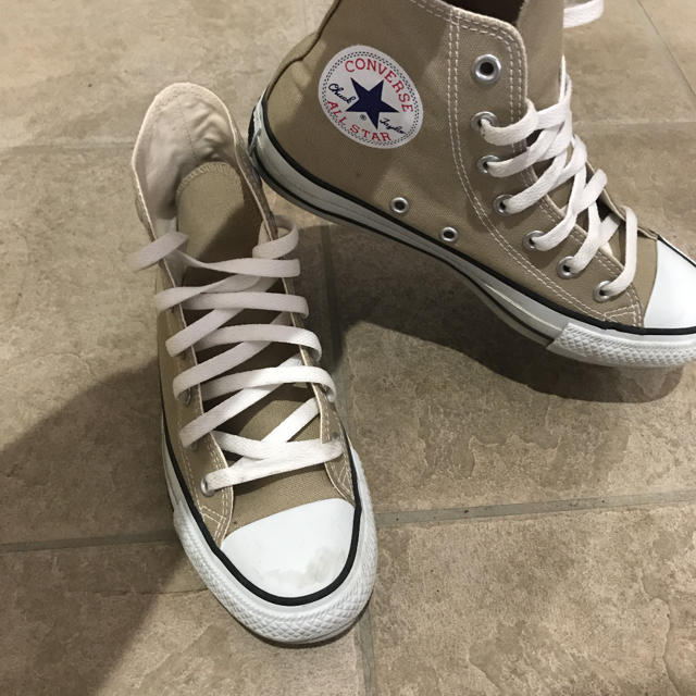 CONVERSE(コンバース)のconverse ベージュハイカットスニーカー レディースの靴/シューズ(スニーカー)の商品写真