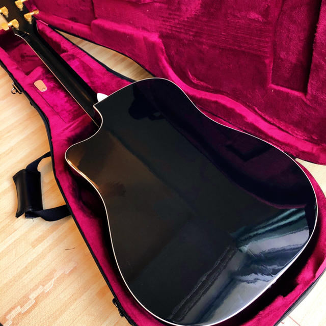 【Miamia様専用】Taylor 610ce  エレアコ  楽器のギター(アコースティックギター)の商品写真