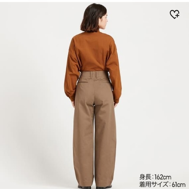 UNIQLO(ユニクロ)のUNIQLO ワイドフィットカーブパンツ 未使用 レディースのパンツ(カジュアルパンツ)の商品写真