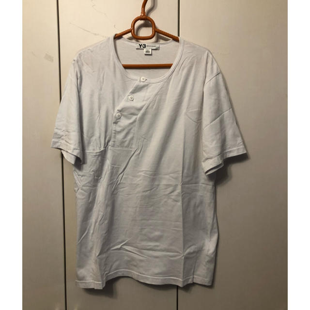 Y-3(ワイスリー)のY-3 ボタンTシャツ メンズのトップス(Tシャツ/カットソー(半袖/袖なし))の商品写真