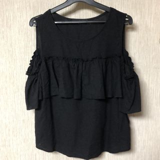 ダブルクローゼット(w closet)の肩出しトップス(シャツ/ブラウス(半袖/袖なし))