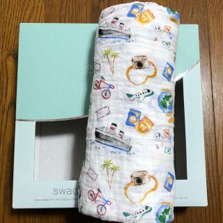 エイデンアンドアネイ(aden+anais)の初出品♥️トリップ柄 エイデンアンドアネイ おくるみ(おくるみ/ブランケット)