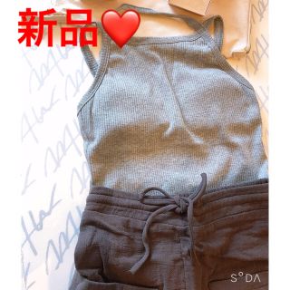 アリシアスタン(ALEXIA STAM)の新品❣️ALEXIA STAM ポーチ付きセットアップ(Tシャツ(半袖/袖なし))