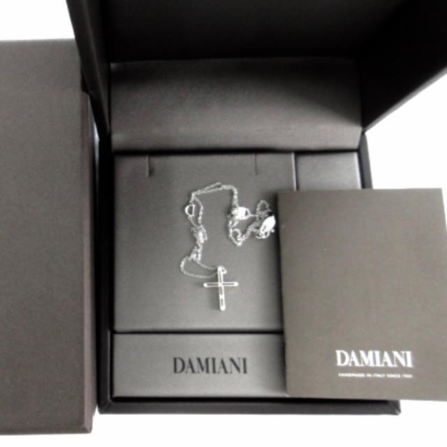 正規品 DAMIANI ダミアーニ 18金 D.SIDE クロスネックレス