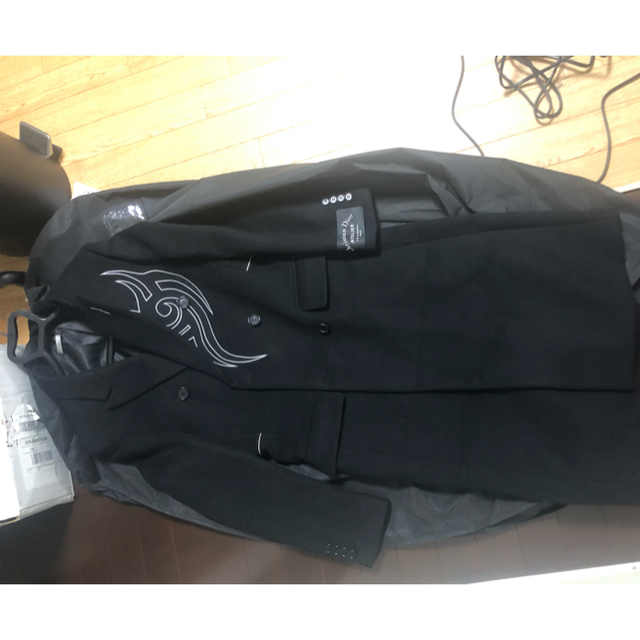 dior homme 18aw トライバルコート メンズのジャケット/アウター(チェスターコート)の商品写真