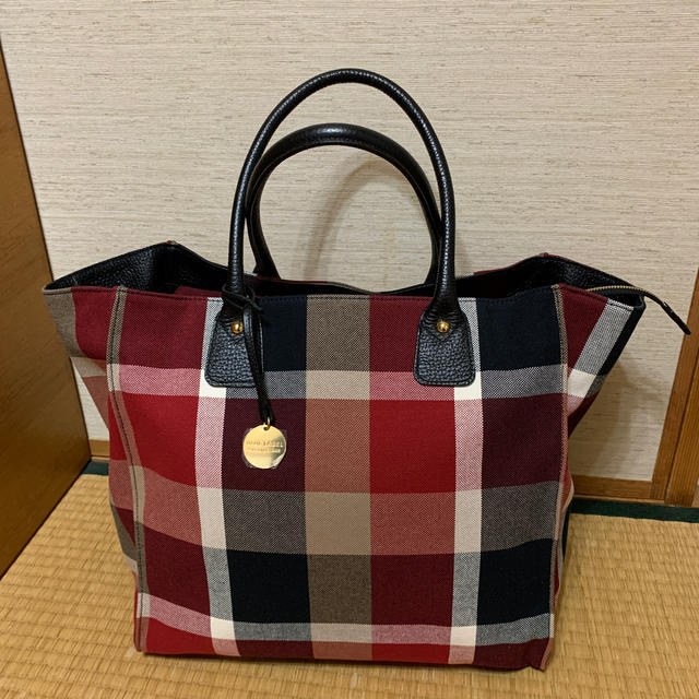 トートバッグプレーレーベルクレストブリッジ✨bag