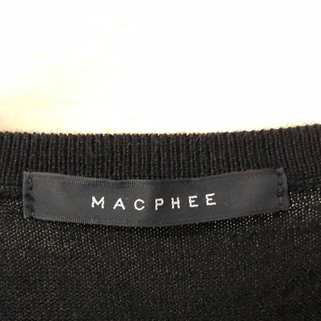MACPHEE(マカフィー)のMACPHEE マカフィー Vネック　薄手　ニット　ブラック　黒 レディースのトップス(ニット/セーター)の商品写真