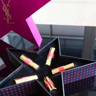 イヴサンローランボーテ(Yves Saint Laurent Beaute)のノエルミニ ルージュ ヴォリュプテ シャインセット イヴサンローラン YSL(口紅)