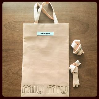 ミュウミュウ(miumiu)のショッパー miumiu リボン(ショップ袋)